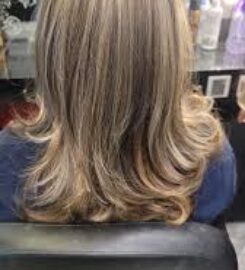 Daniella’s Signature Salon