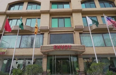 Envoy Continental Hotel