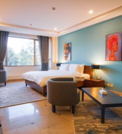 Roomy Signature Hotel