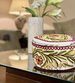 Arts & Crafts Gallery