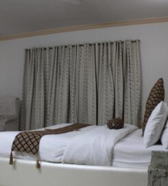 Royal Luxus Guest House