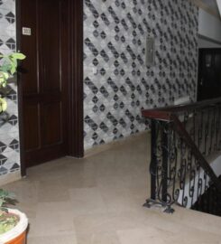 Royal Luxus Guest House